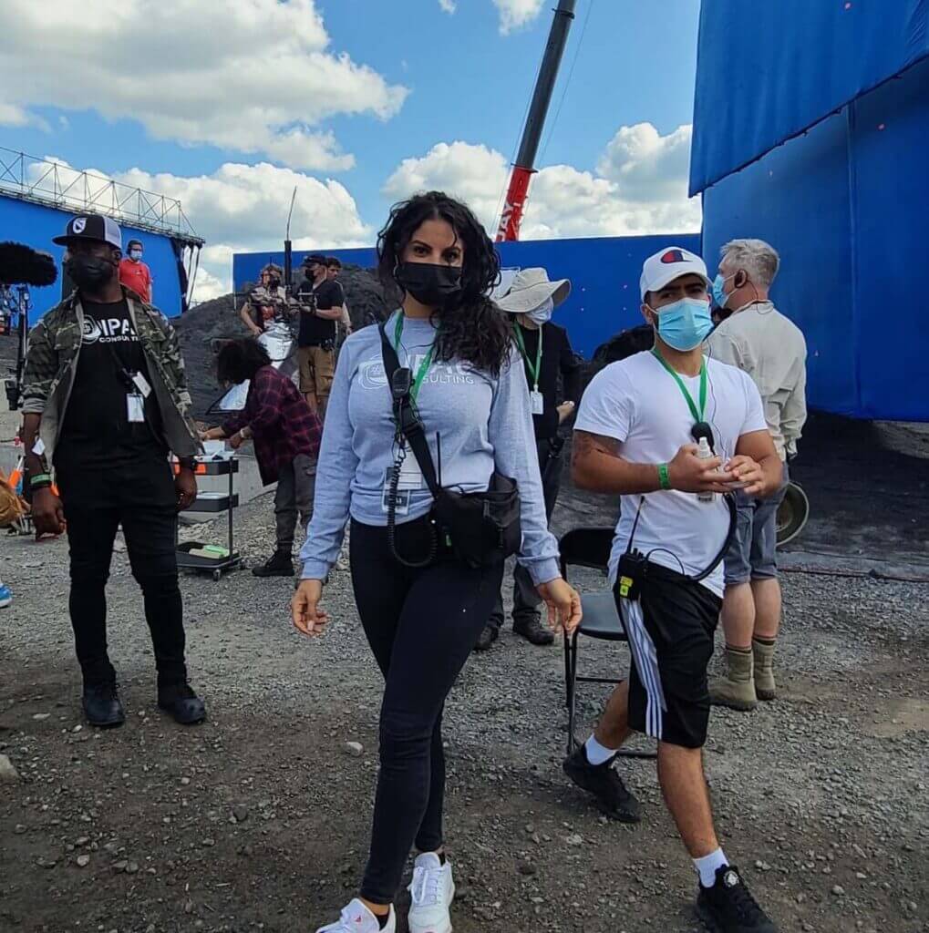 hanin on set